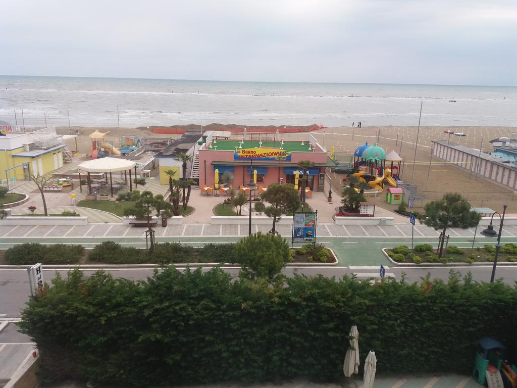 Hotel Al Ragno Cesenatico Esterno foto