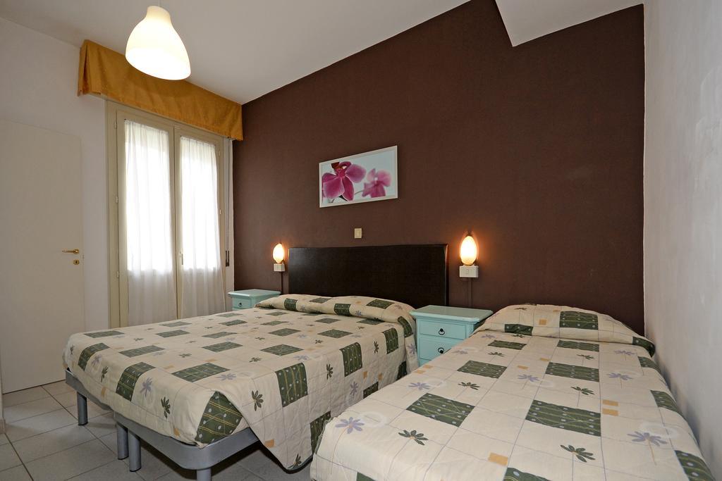 Hotel Al Ragno Cesenatico Esterno foto