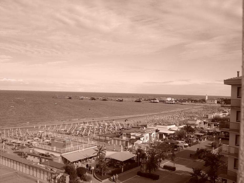 Hotel Al Ragno Cesenatico Esterno foto