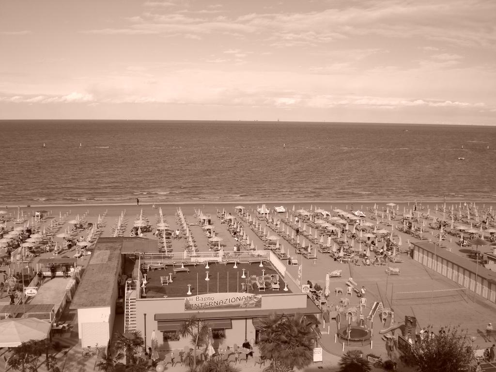 Hotel Al Ragno Cesenatico Esterno foto