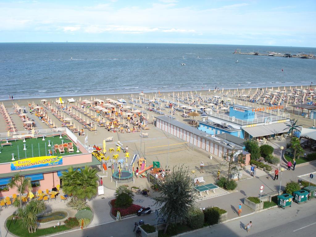 Hotel Al Ragno Cesenatico Esterno foto